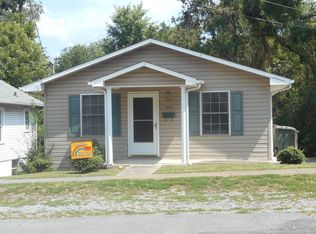 602 N Roan St, Elizabethton, TN 37643