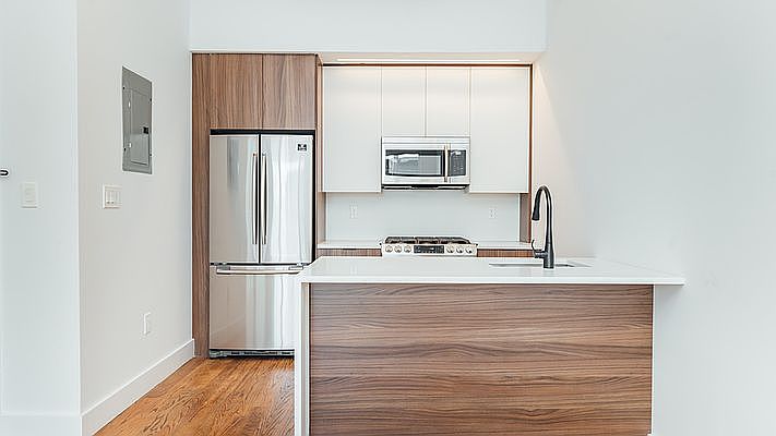 1st image of 901 Herkimer St #2A