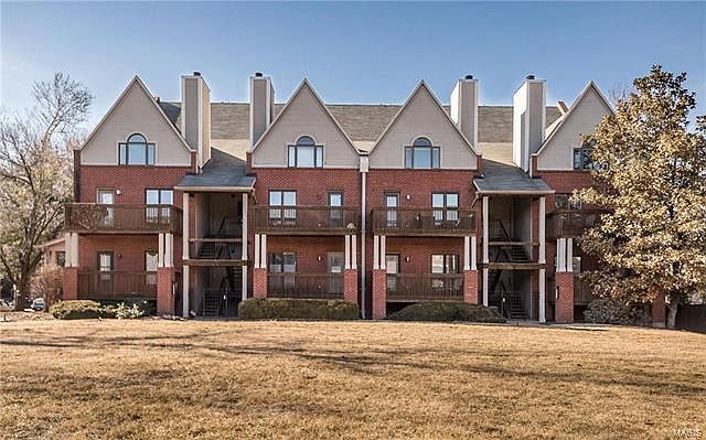 1st image of 4111 W Pine Blvd APT 14