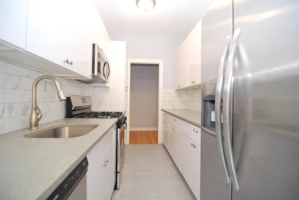 Sold by Brown Harris Stevens | media 21