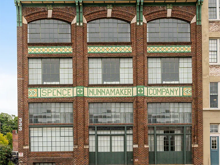 Cigar Lofts — Photo 7