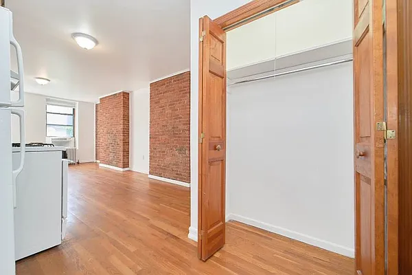 Rented by Living New York | media 14