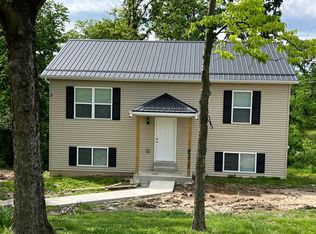 211 Baker St, Villa Ridge, MO 63089