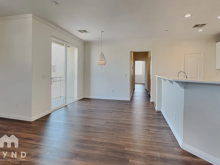 495 Westminster Hall Ave #103 — Photo 4