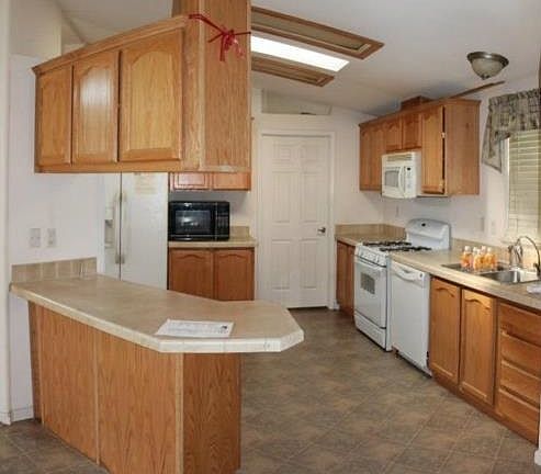 3rd image of 2151 Old Oakland Rd Spc 138