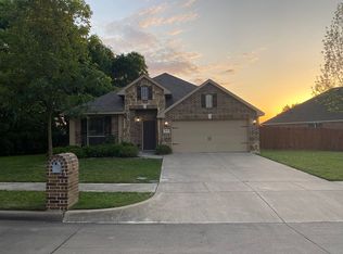 5437 Old Blush Dr, Midlothian, TX 76065