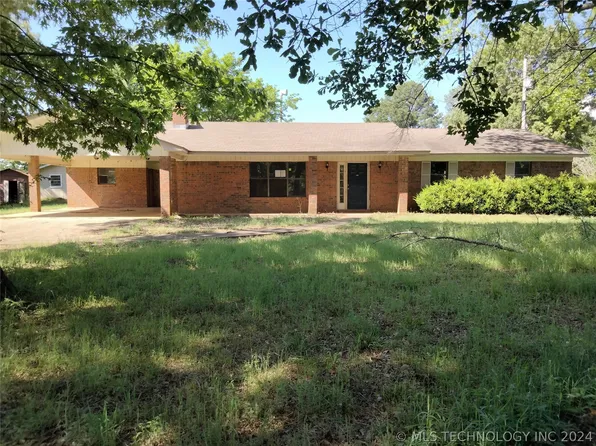 2431 Tanglewood Ln, Hugo, OK 74743
