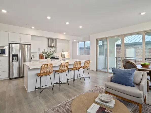 451 Tailoff Ln #202, Sacramento, CA 95818