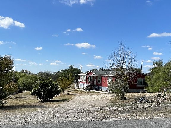 3rd image of 538 County Road 4510