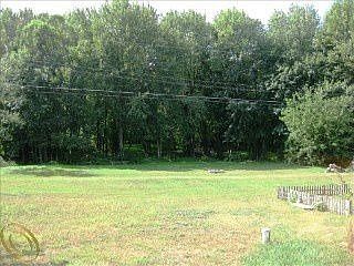 3rd image of 4383 Lancashire Ln