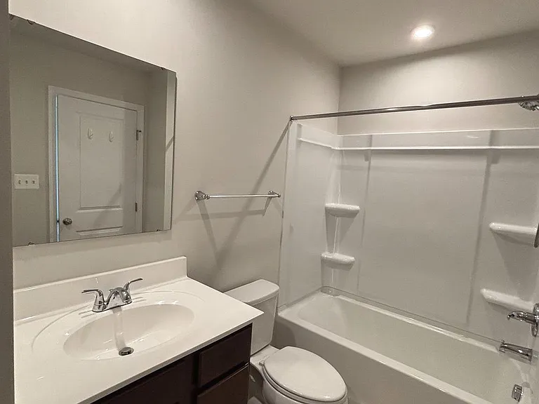57 Sebago Pl — Photo 11