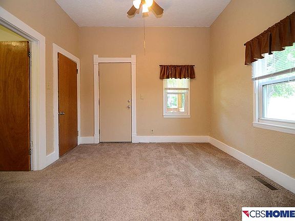 4th image of 2806 N 205
