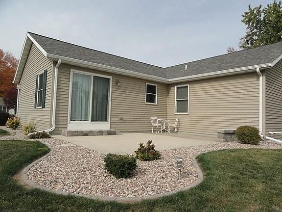 4th image of 122 Otto Dr