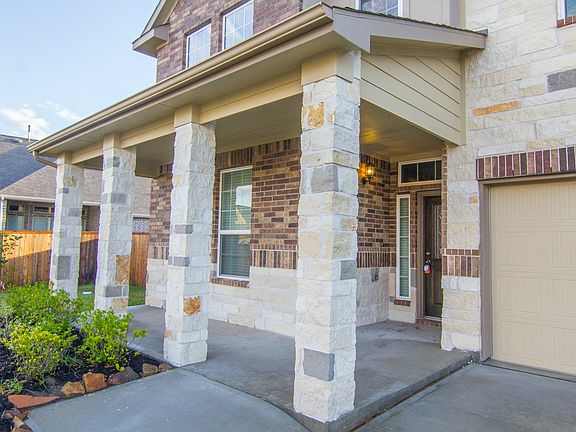 3rd image of 618 Cypress Creek Ln