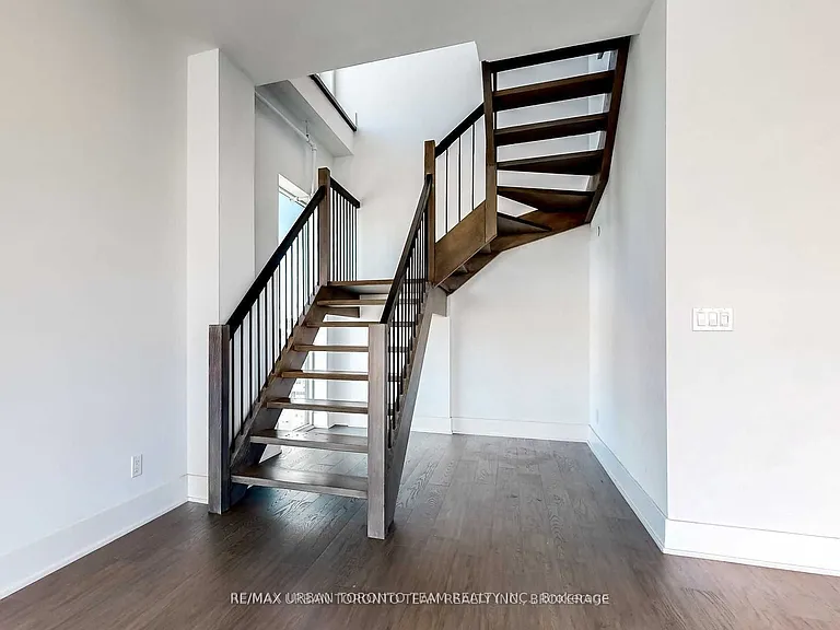 435 Richmond St W #Penthouse 103 — Photo 14