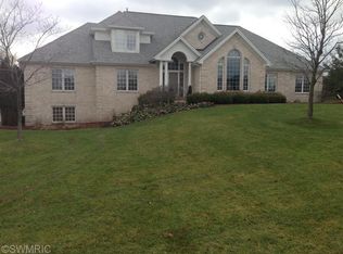 5142 Abbeydale Dr SE, Grand Rapids, MI 49546
