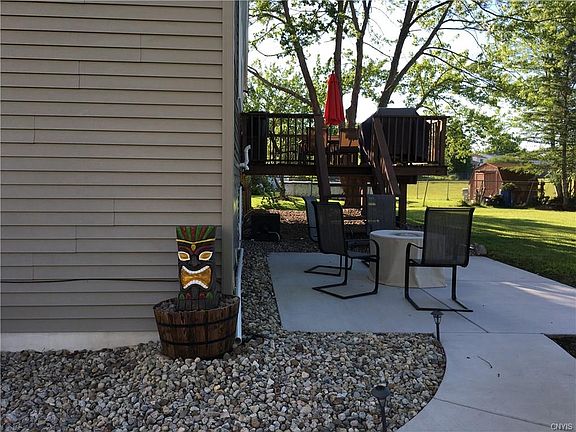3rd image of 8152 Mantova Dr