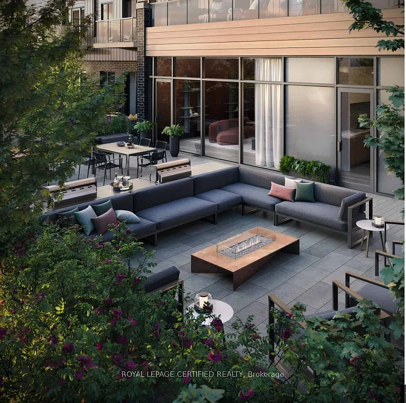 3 bed, $2,899 — Photo 2