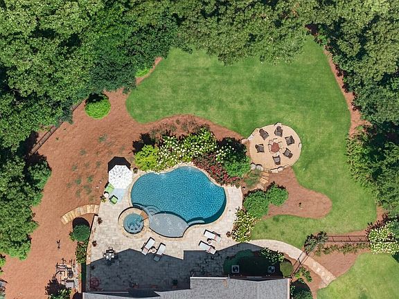 3rd image of 3792 Paul Samuel Rd NW