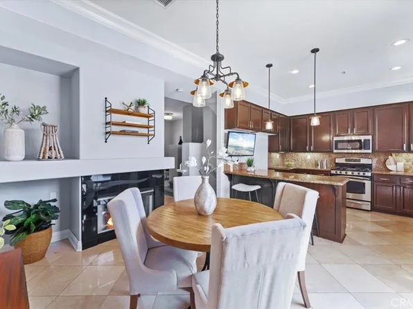 2950 Player Ln #4, Tustin, CA 92782