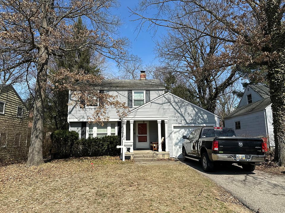 2nd image of 554 Loveman Ave