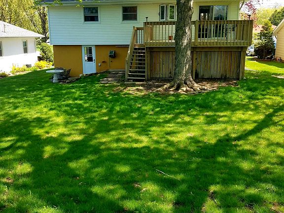 4th image of 1504 Devitt Ave