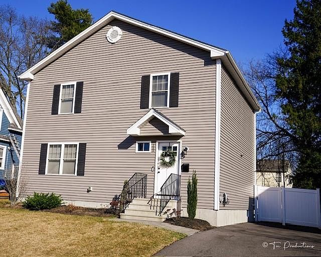 1st image of 288 Woodbine St