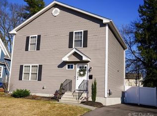288 Woodbine St, Cranston, RI 02910
