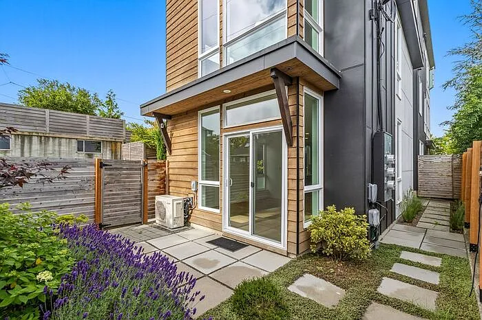 6710 36th Ave SW #B — Photo 15