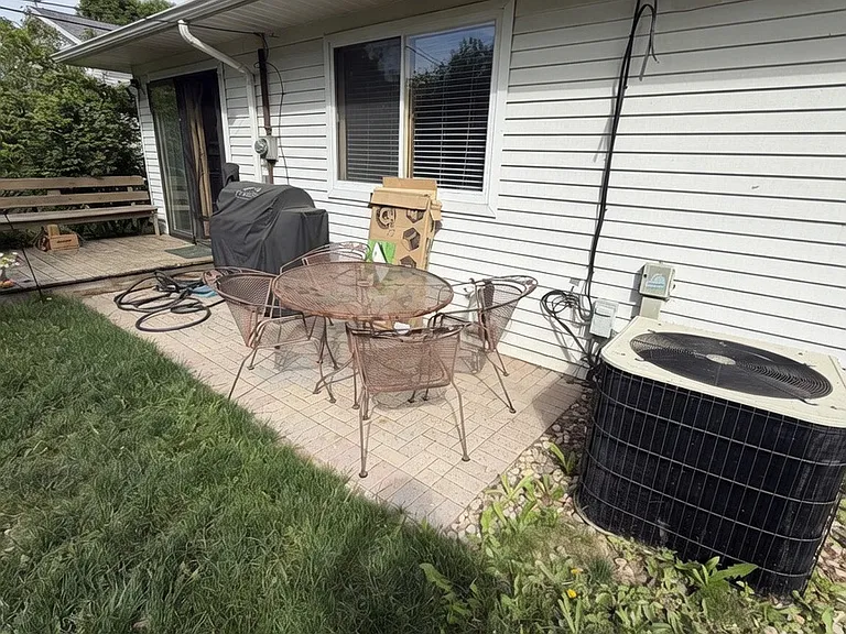3102 Churchill Dr — Photo 22