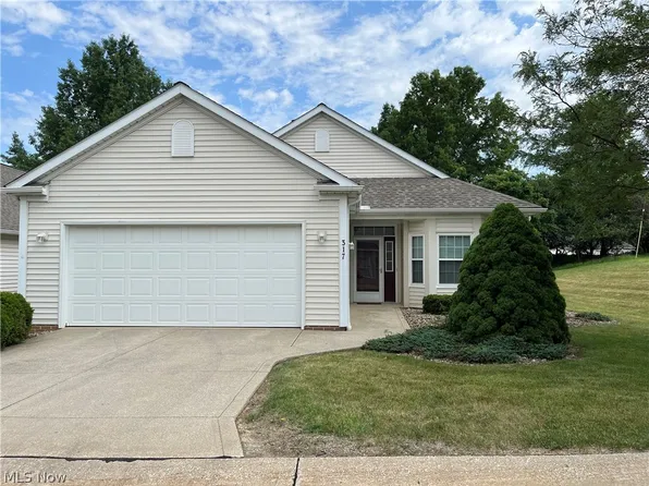 317 Village Dr E, Independence, OH 44131