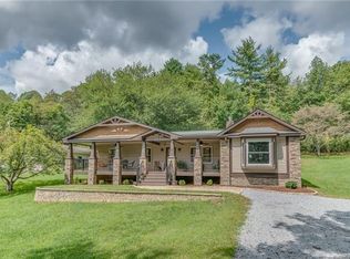 10 Forge Dr, Mills River, NC 28759