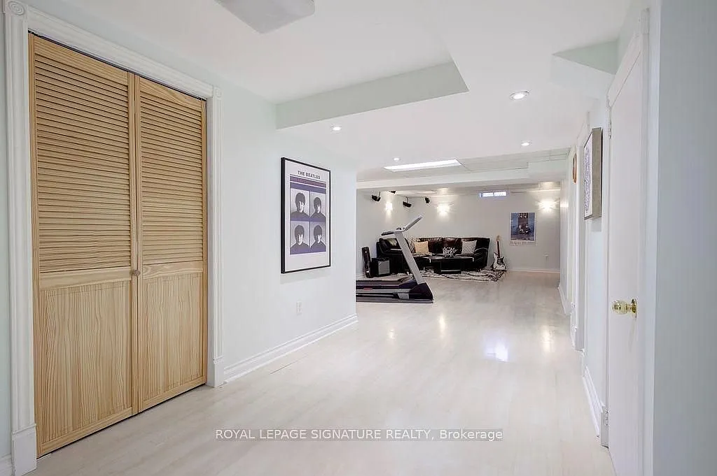 5 bed, $4,489 — Photo 3