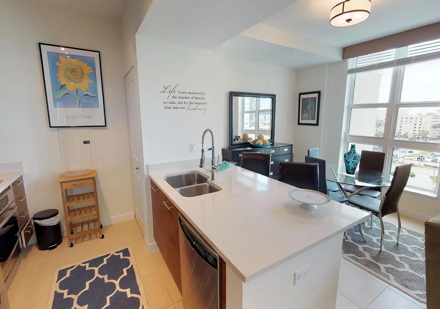 1 bed, 1.0 bath, 614 sqft, $2,750 — Photo 2