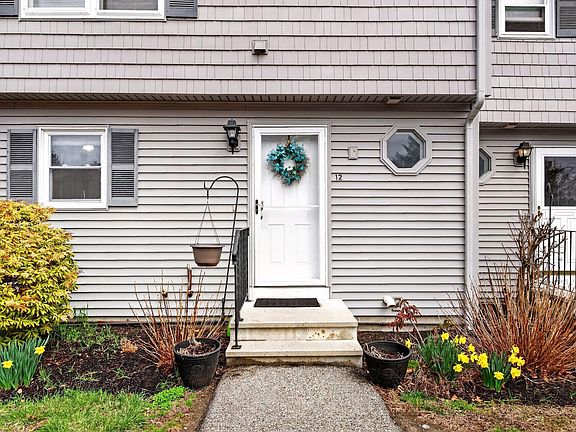 3rd image of 12 Wellstone Drive #12