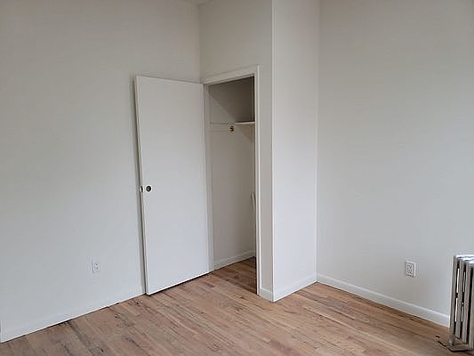 4th image of 2281 1st Ave APT 1B