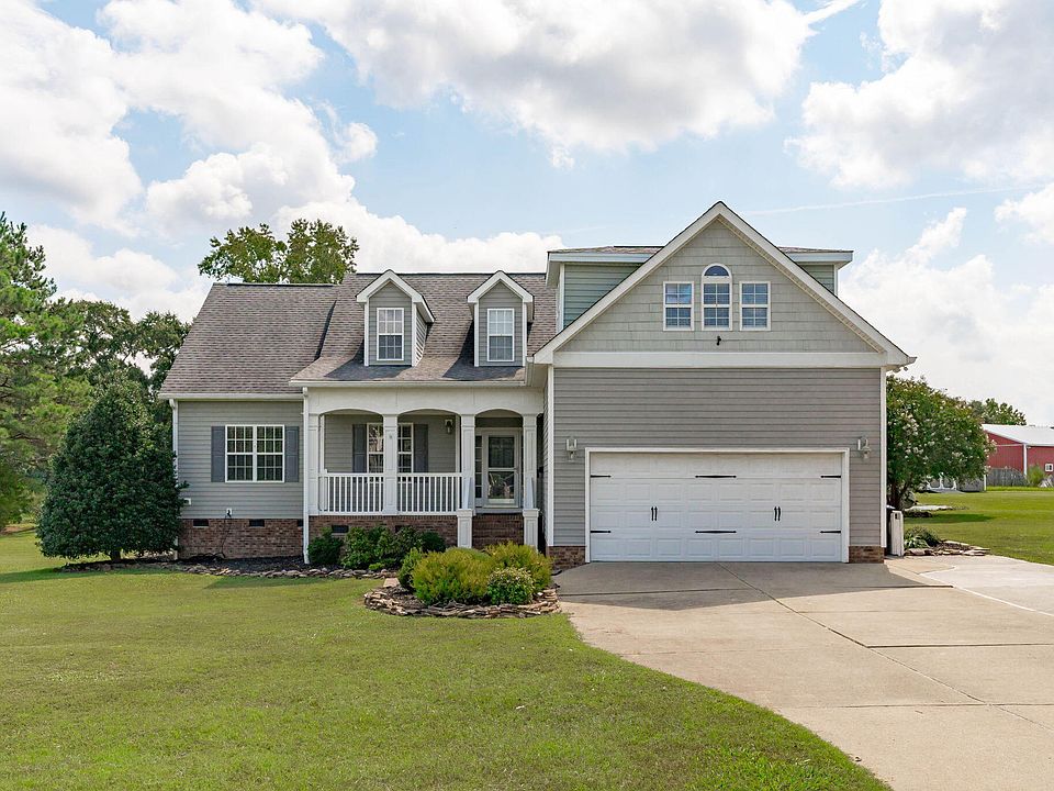 1st image of 118 Victory Cir