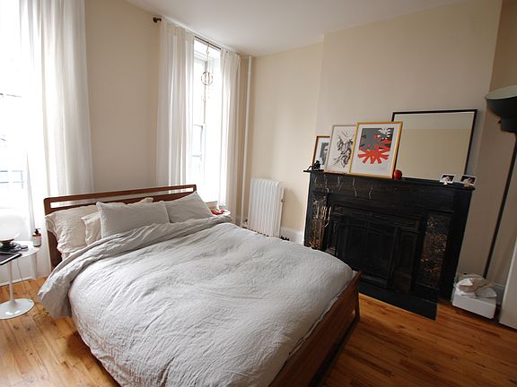 5th image of 130 Dean St APT 3
