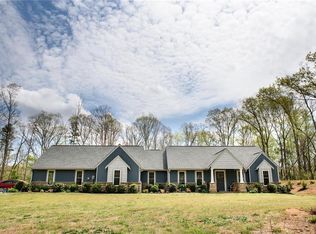 115 Wits End Trl, Seneca, SC 29678