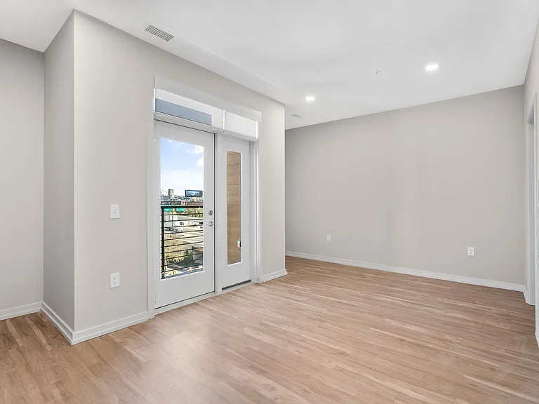 The Keystone Apartments — Photo 63