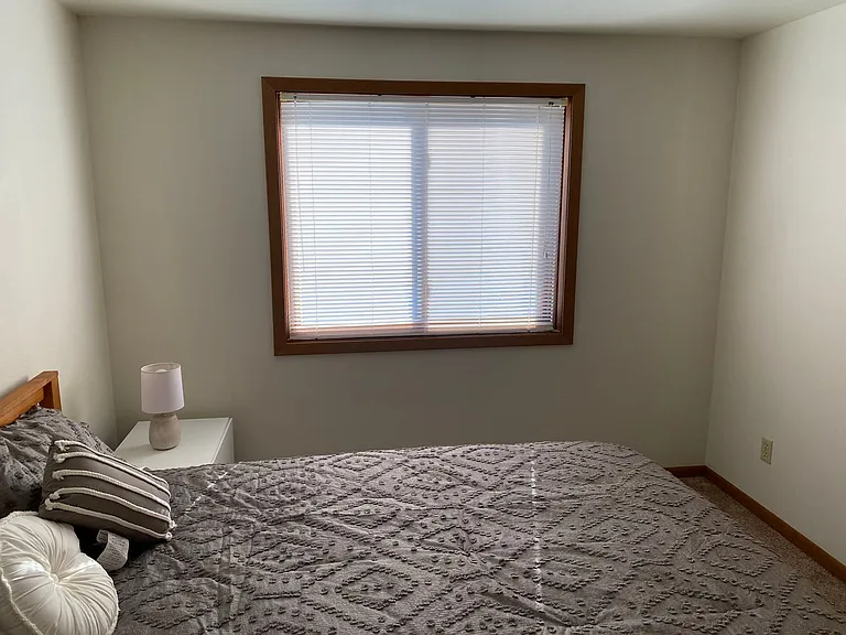 307 S Vine Ave — Photo 77