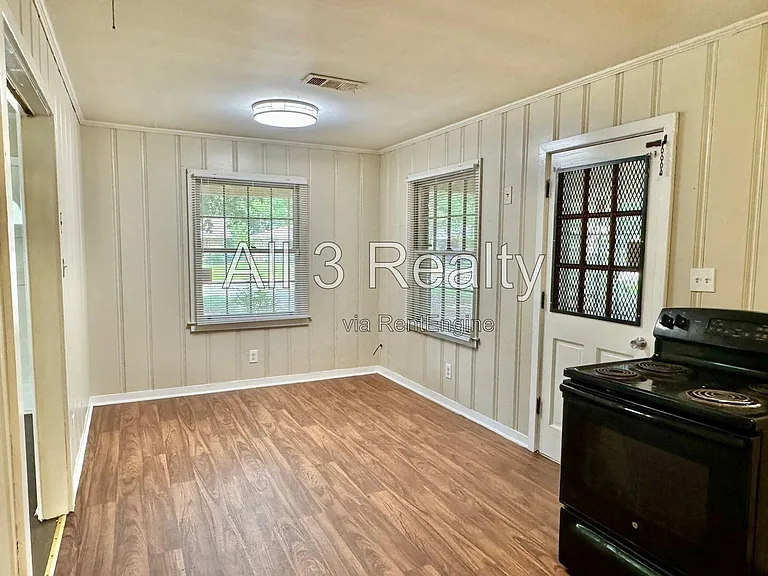 3727 Audubon Rd — Photo 11