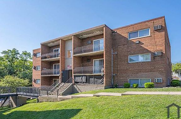4th image of 3382 McHenry Ave #3388-14