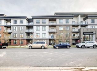 4275 W Norford Ave NW #304, Calgary, AB T3B 6H3