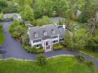 16 Holly Ln, Essex Fells, NJ 07021