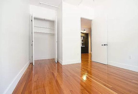 2nd image of 182 Bainbridge St #112