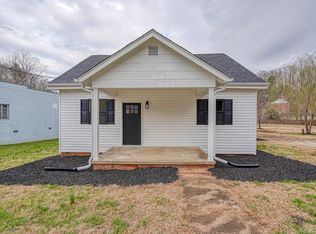 636 N Trade St, Tryon, NC 28782