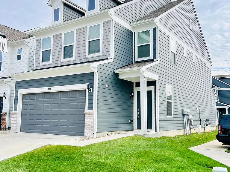 13405 Dewpoint Ln — Photo 2