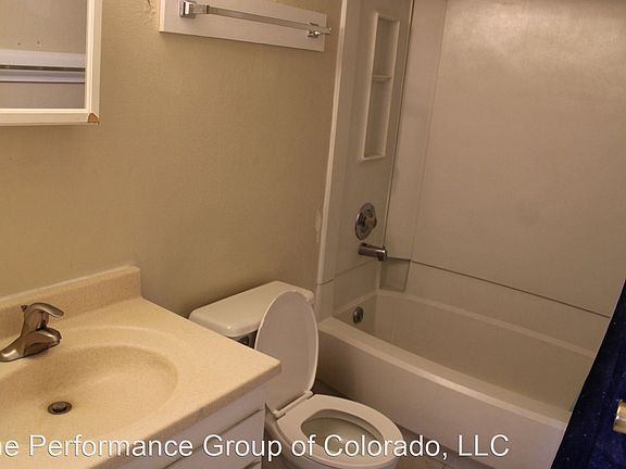 5th image of 1529 Oakshire Ln #5