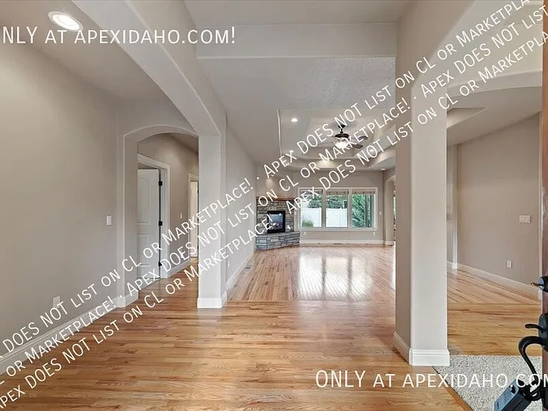352 S Long Bay Way — Photo 3